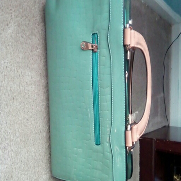 Purse - Picture 2 of 2